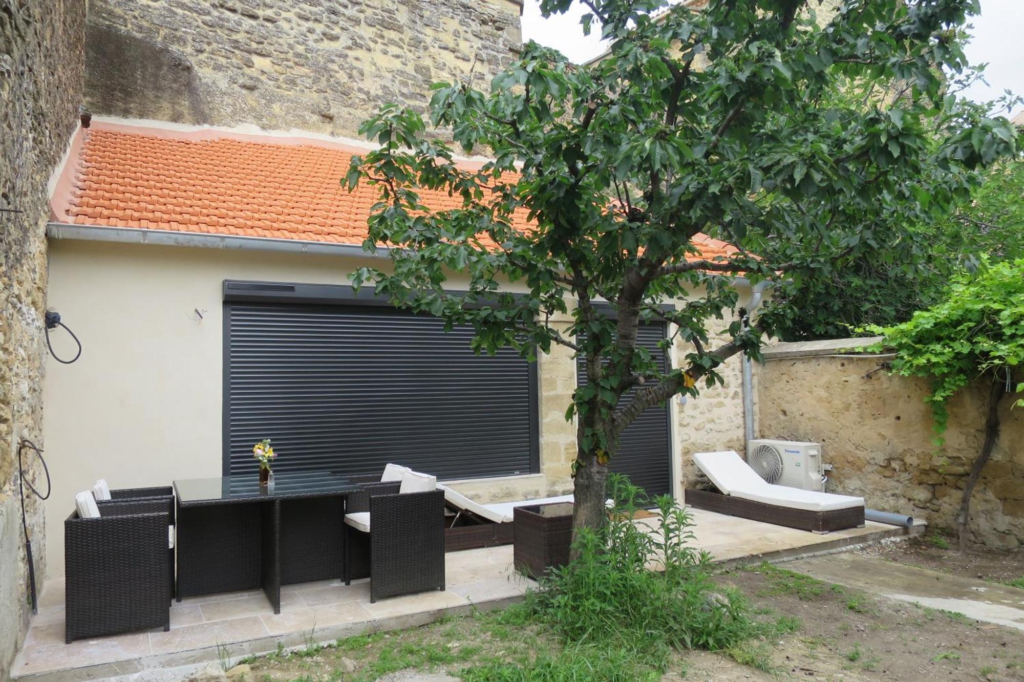 Apartamento La Grotte Sérignan-du-Comtat Exterior foto
